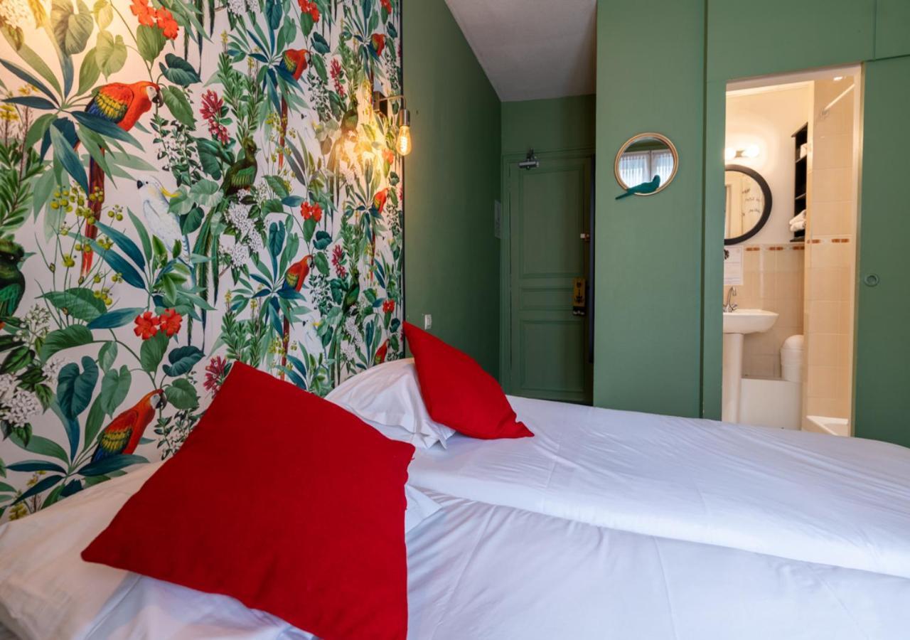 Nouvel Hotel Parigi Esterno foto